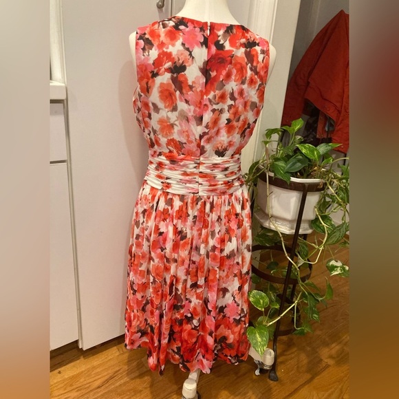 Lauren Ralph Lauren NWOT Floral-Print Dress 8 - Picture 7 of 9